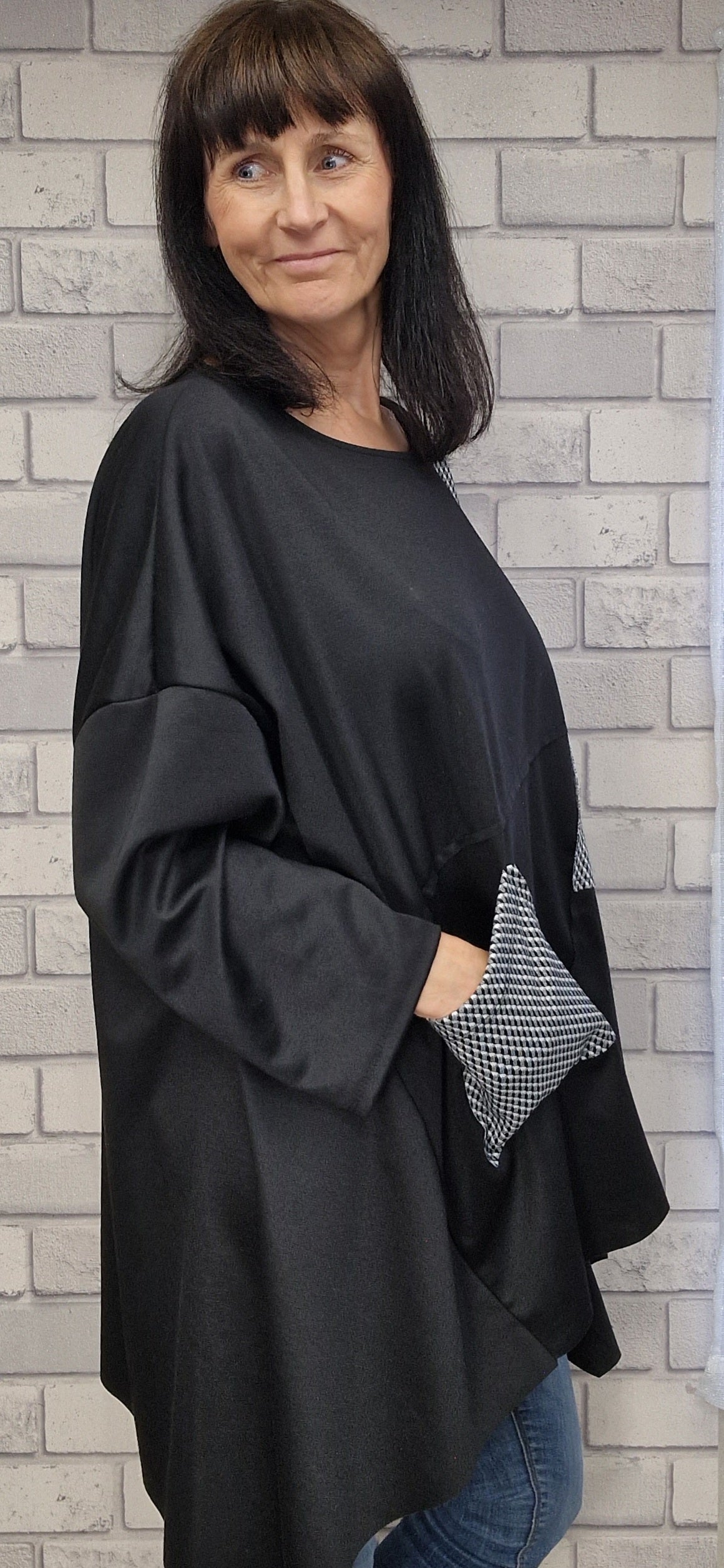 Deana Dogtooth Oversize Top - Couture Boutique