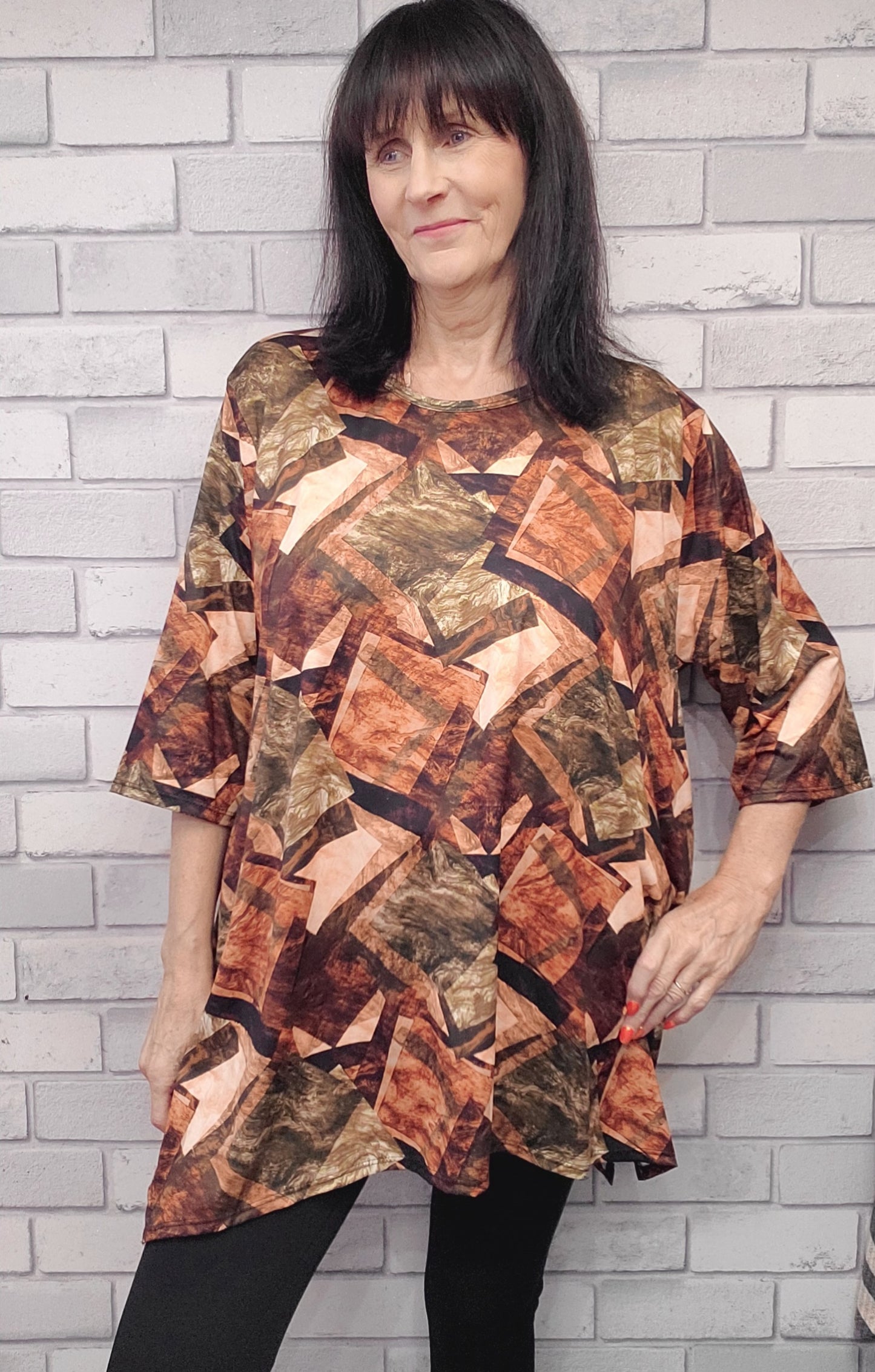 Penny Plus size top 3/4 Sleeves - Couture Boutique