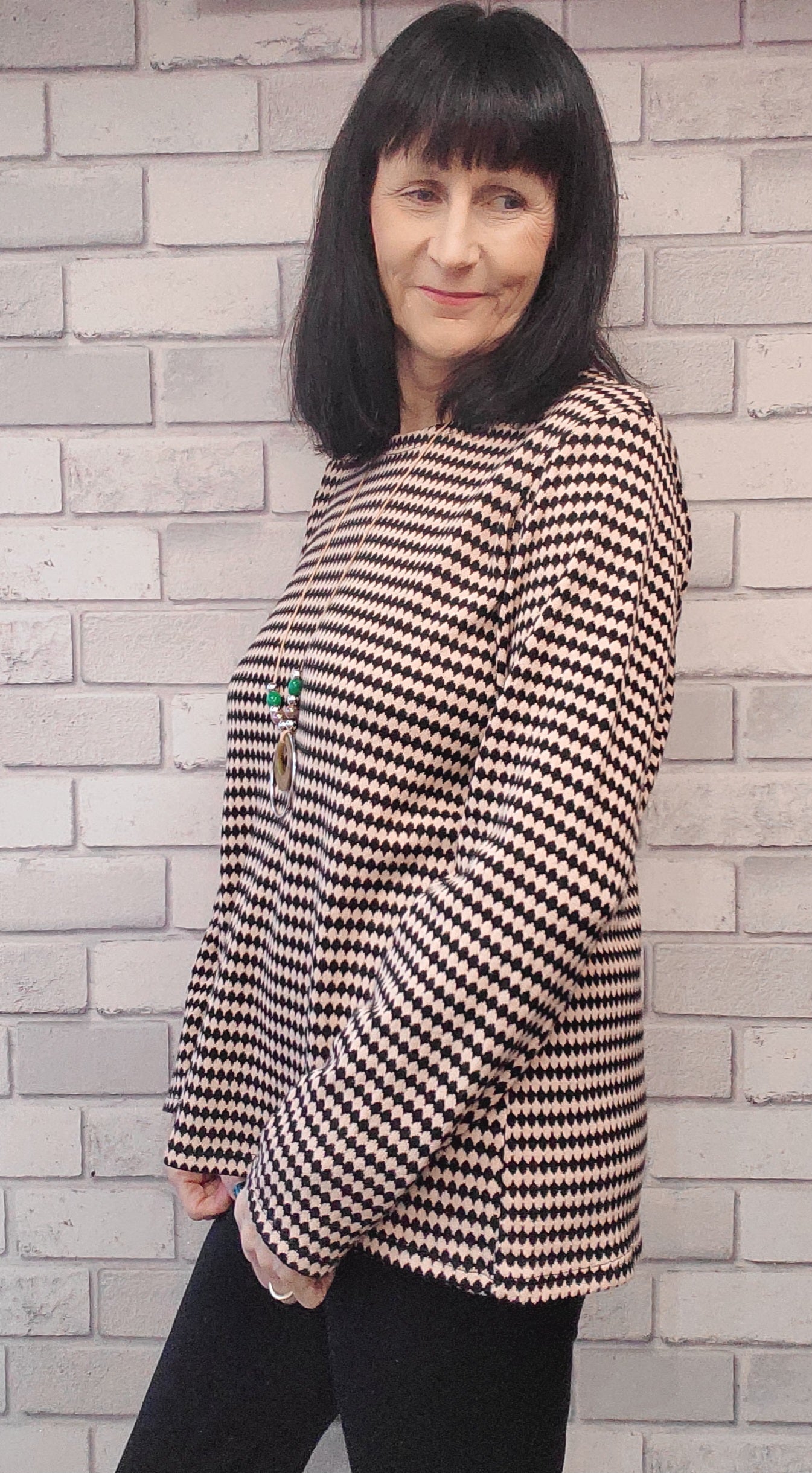 Ivy Soft Knit Jumper With Necklace