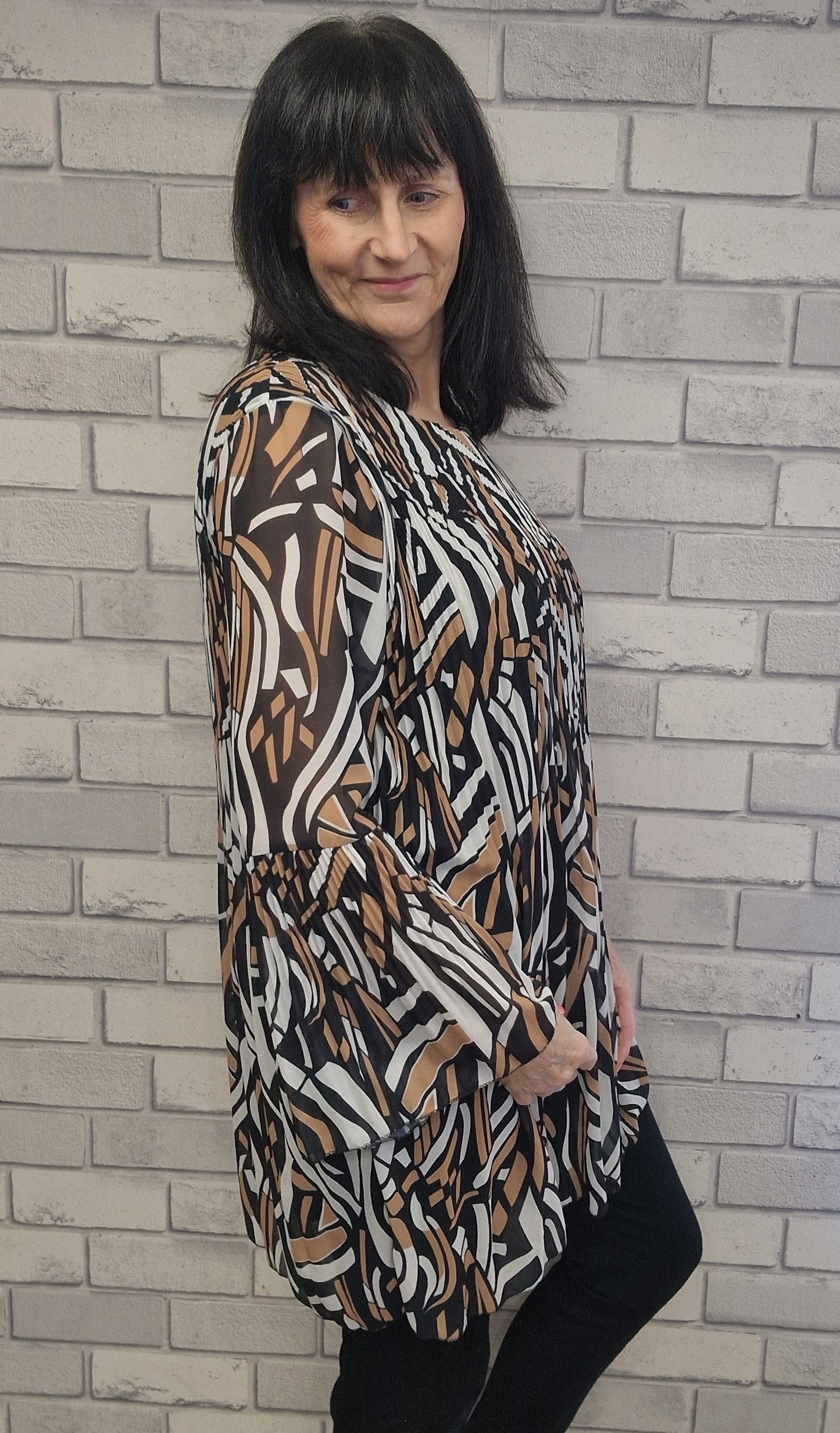 Tia Bell Sleeve Pleated Dress - Couture Boutique