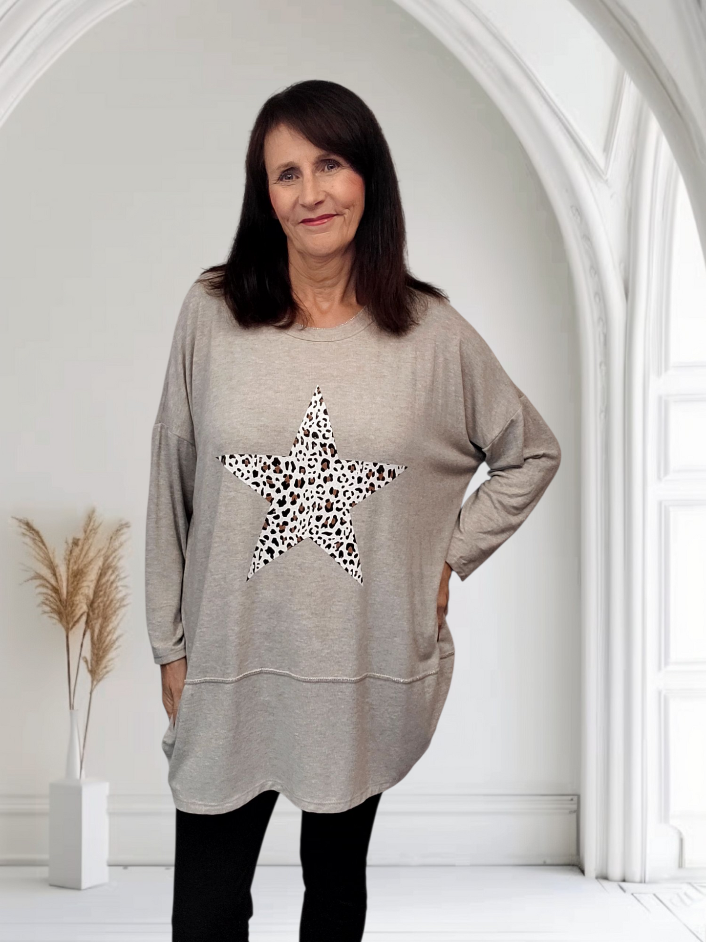 Idas Fine Knit Sweater with Leopard Print Star, Onesize 12-22 - Couture Boutique