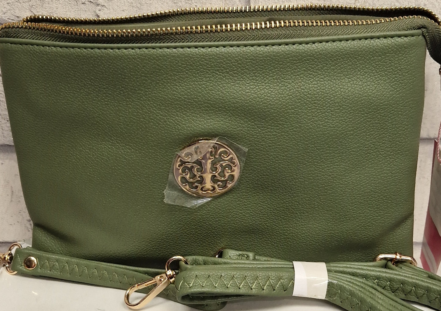 Clutch And Crossbody Bags - Couture Boutique