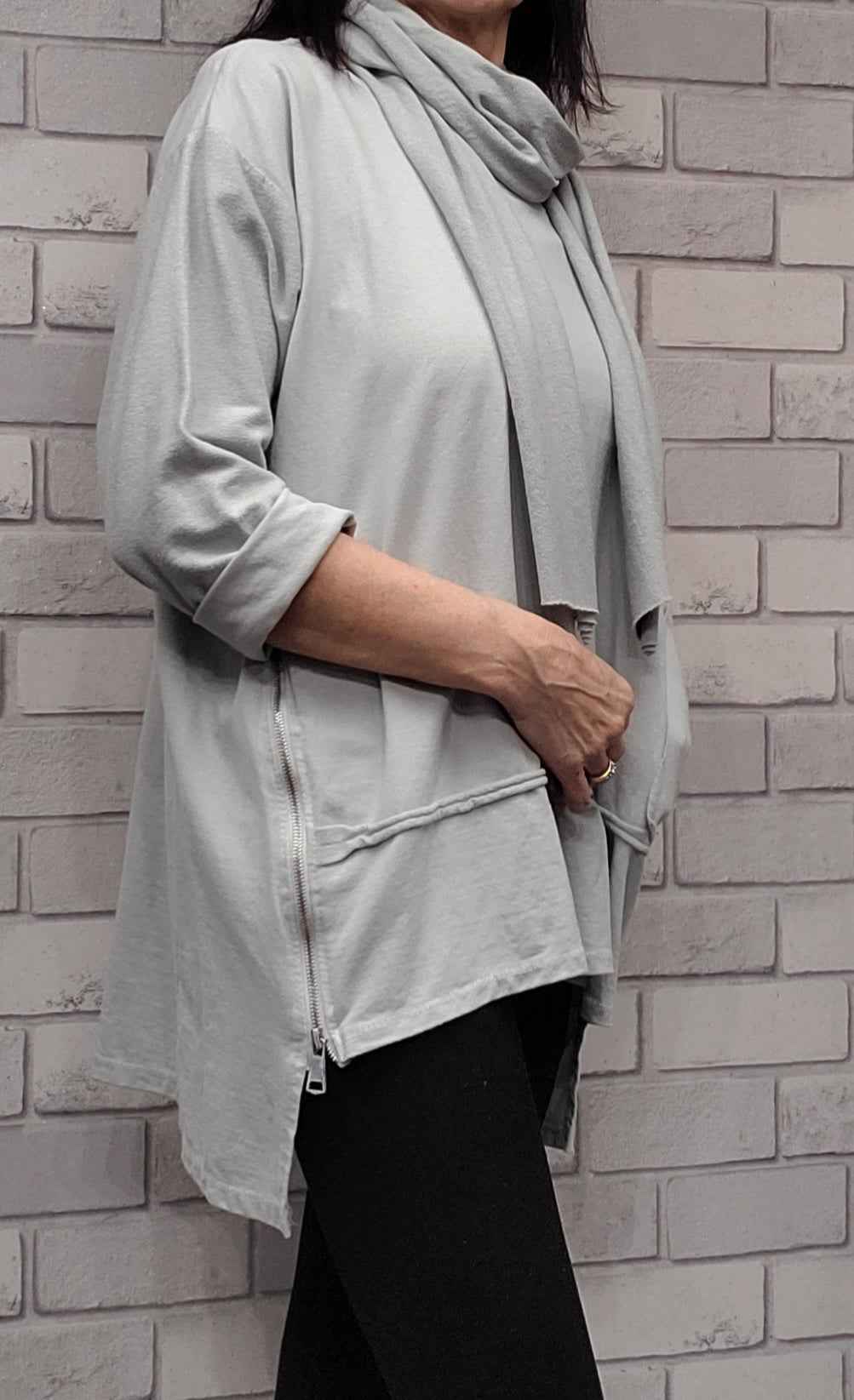 Zoe Sweatshirt Top With Matching Scarf