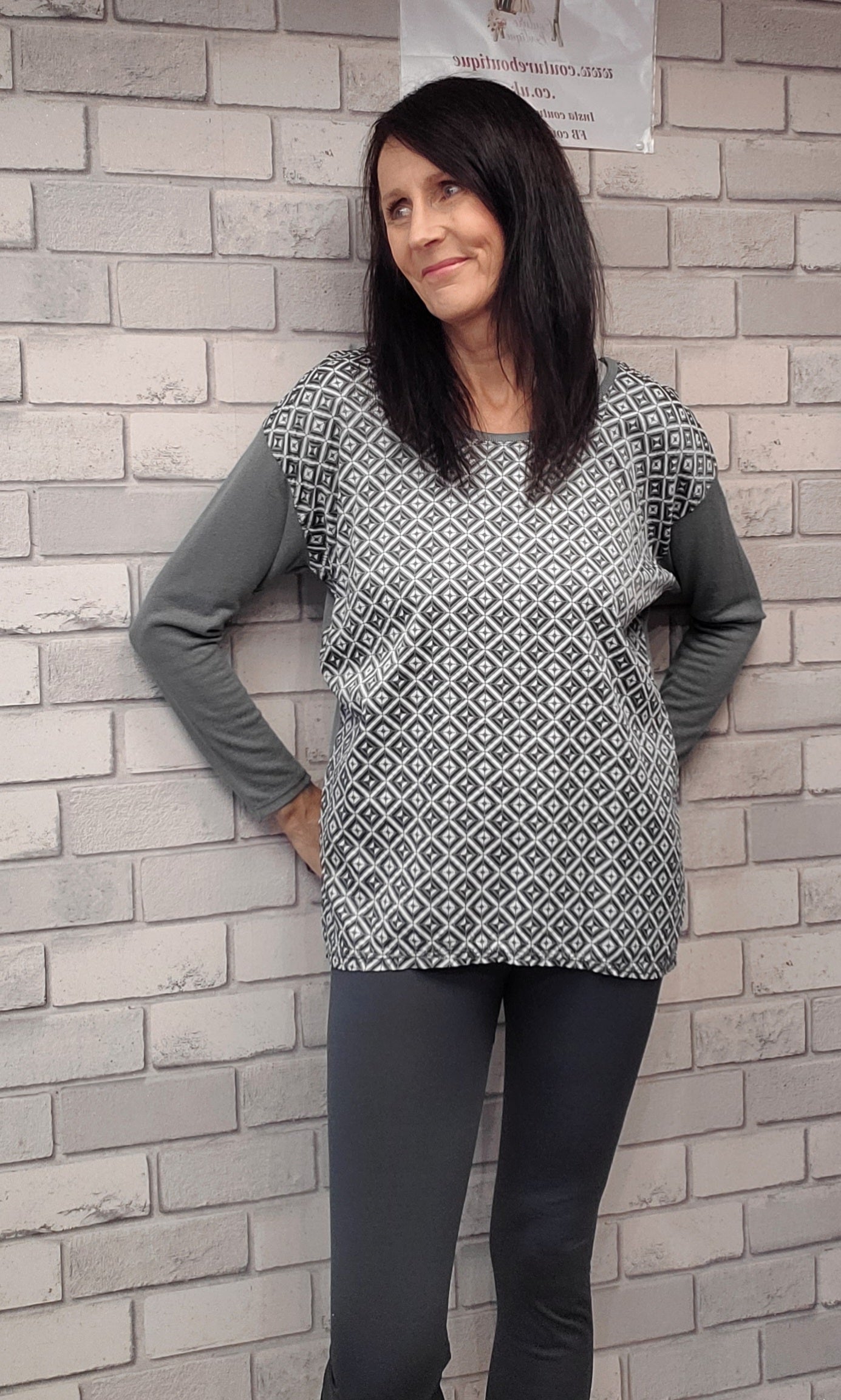 Brooke Fine Knit Top With Long Sleeves - Couture Boutique