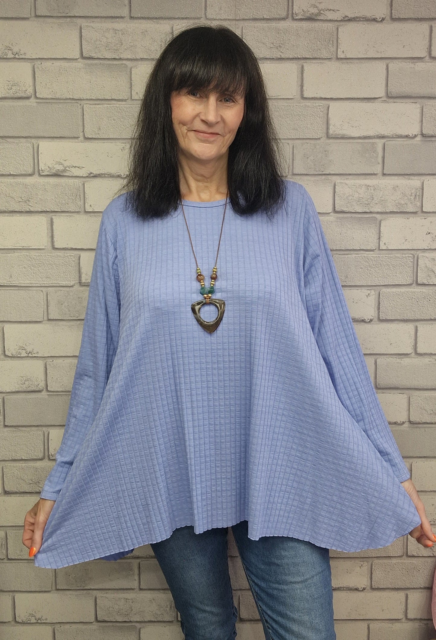 Lizzy Long Sleeve Top With  Necklace