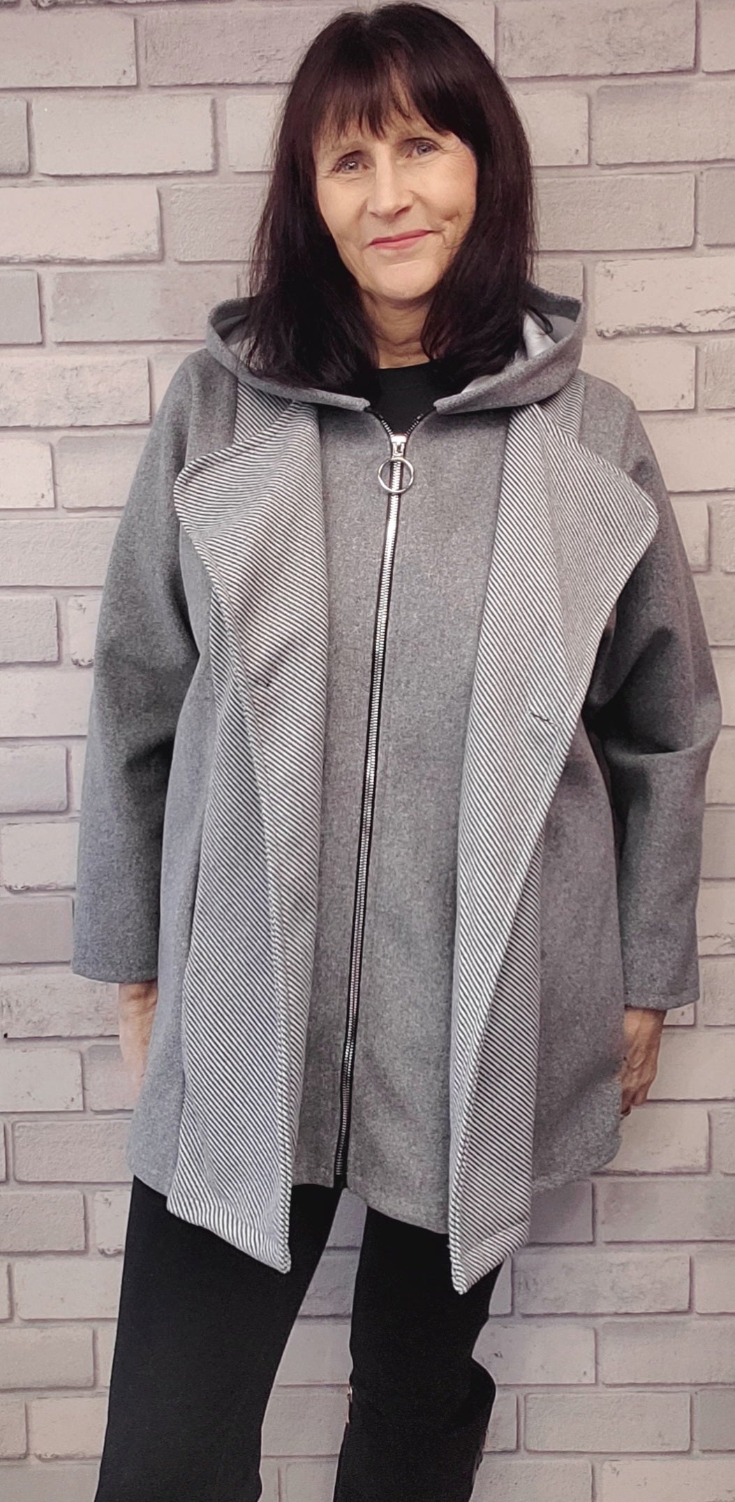Tammy Lightweight Hooded Jacket