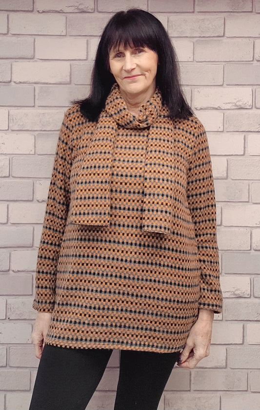 Gail Top With Matching Scarf