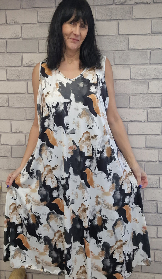 Ann Splash Print Plus Size Dress