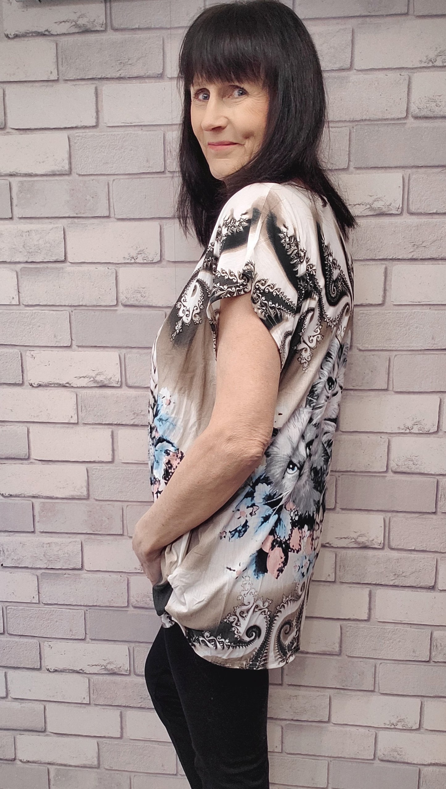 Perry  Short Sleeve Cat Top