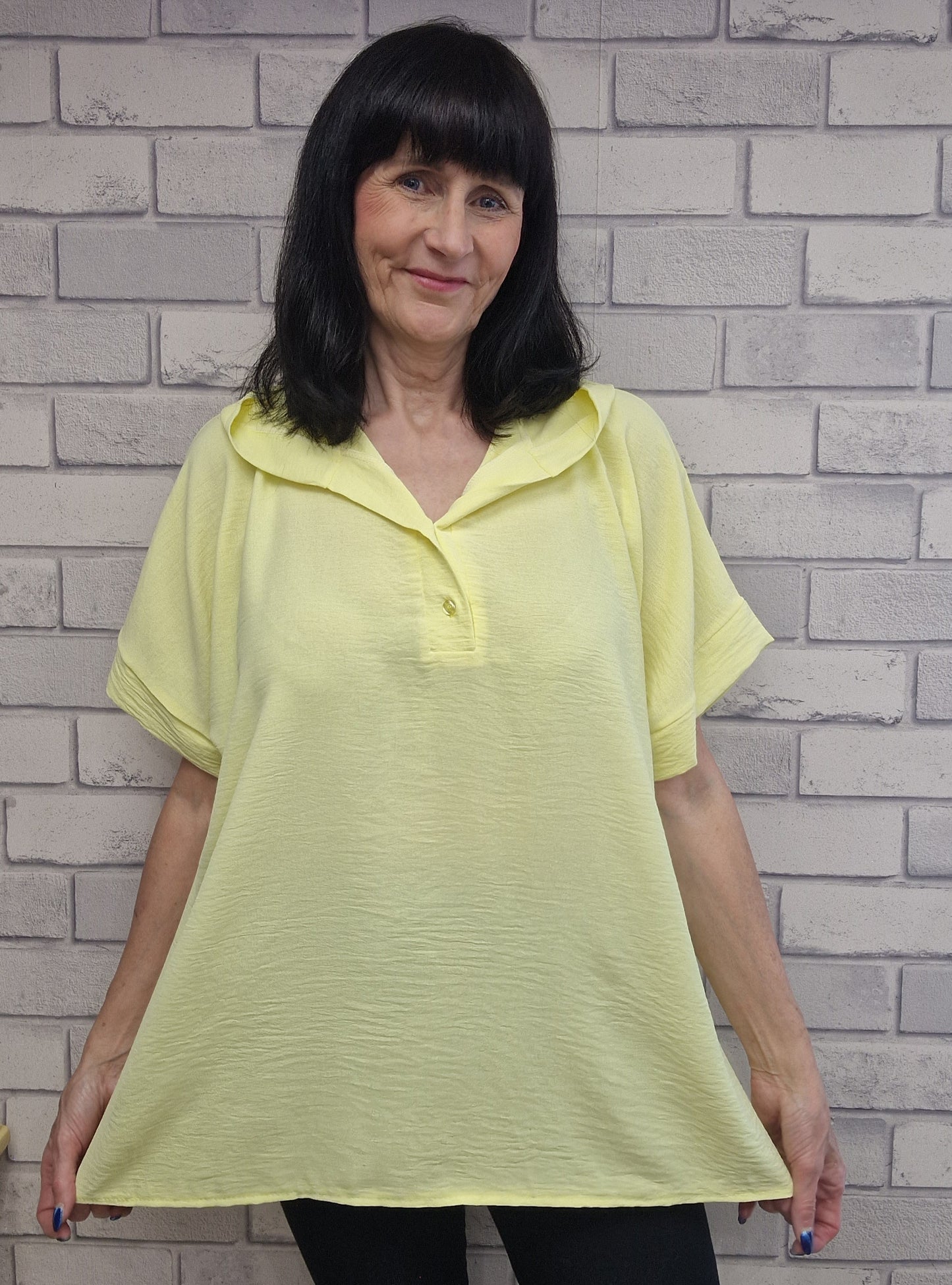 Keria Short Sleeve Hooded Blouse Top