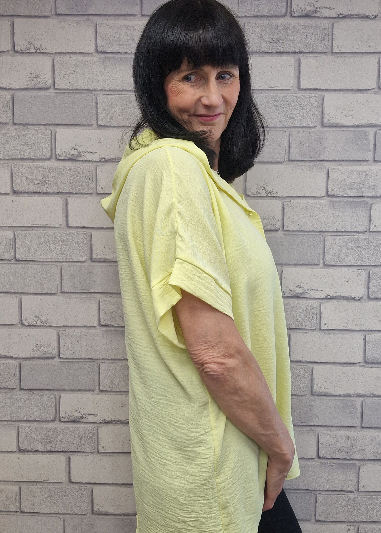 Keria Short Sleeve Hooded Blouse Top
