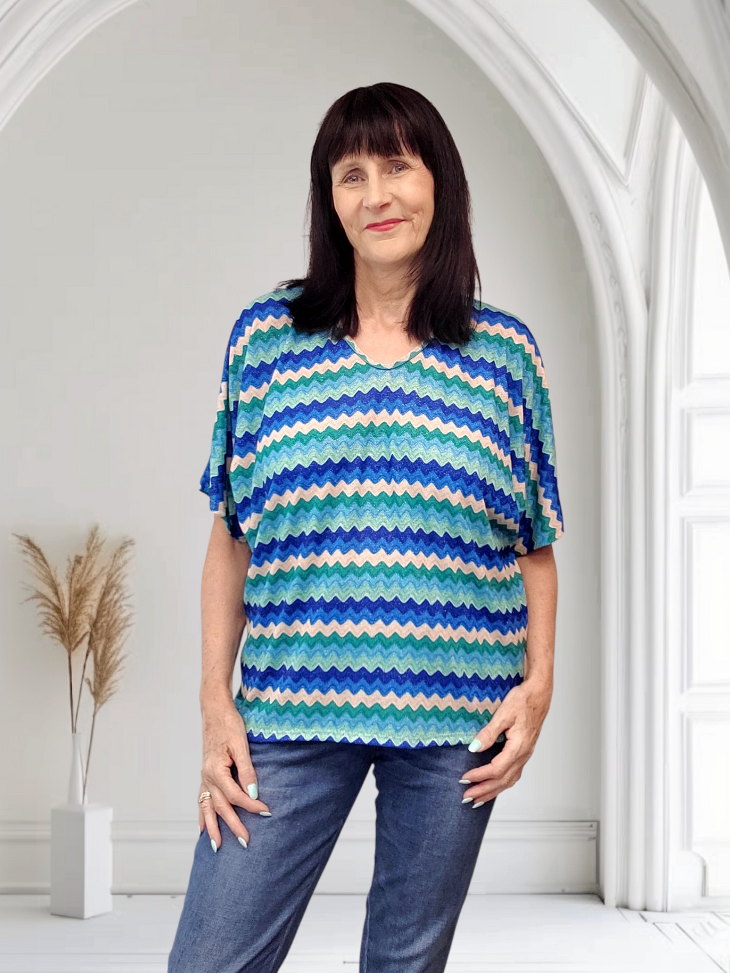 Bella Loose Fit Top Bow Back - Couture Boutique