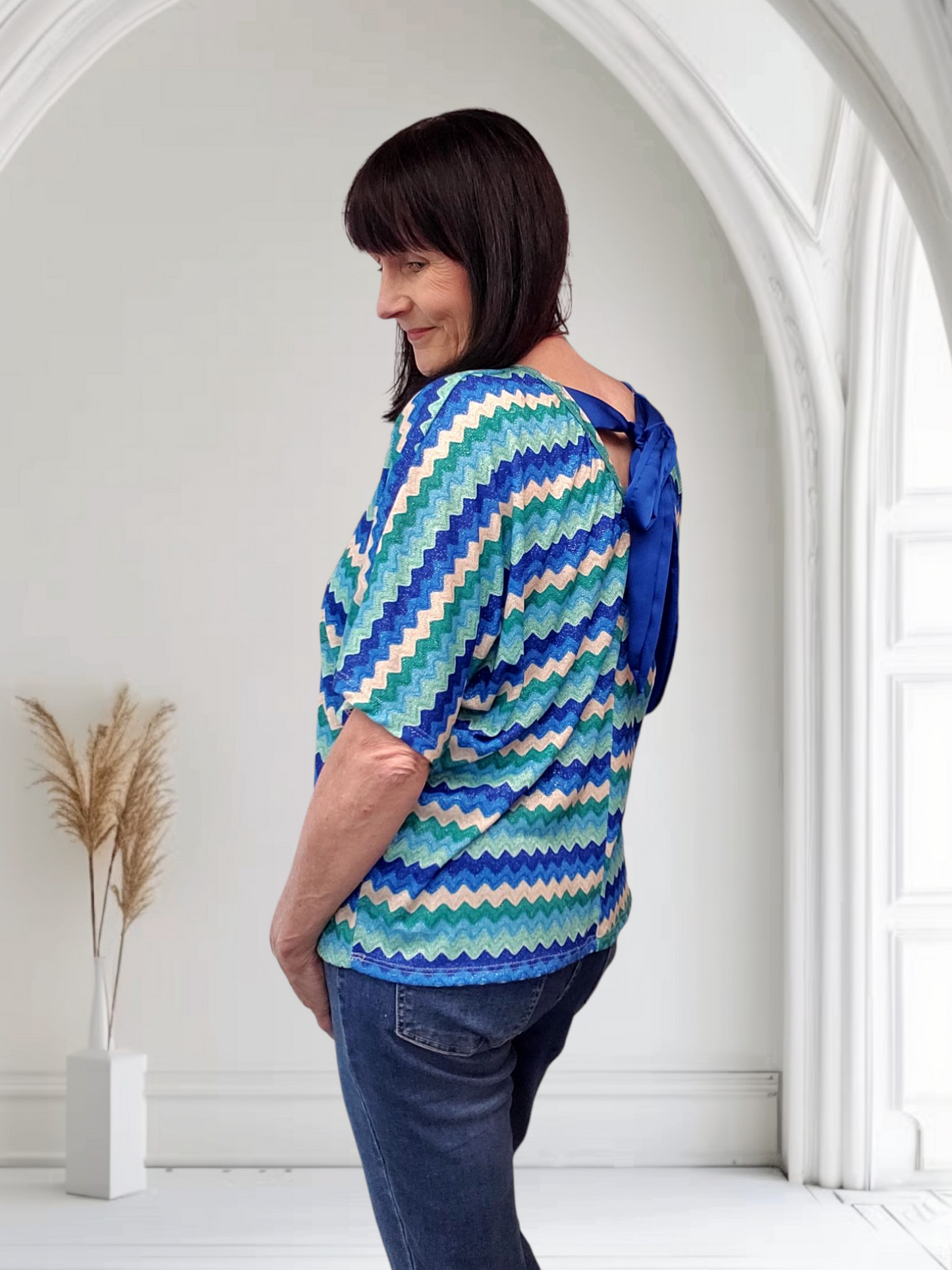 Bella Loose Fit Top Bow Back - Couture Boutique