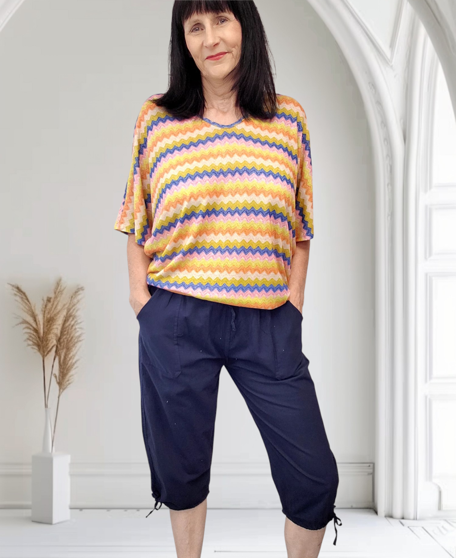 Crop Trousers  Elasticated  Waist  And Pockets - Couture Boutique