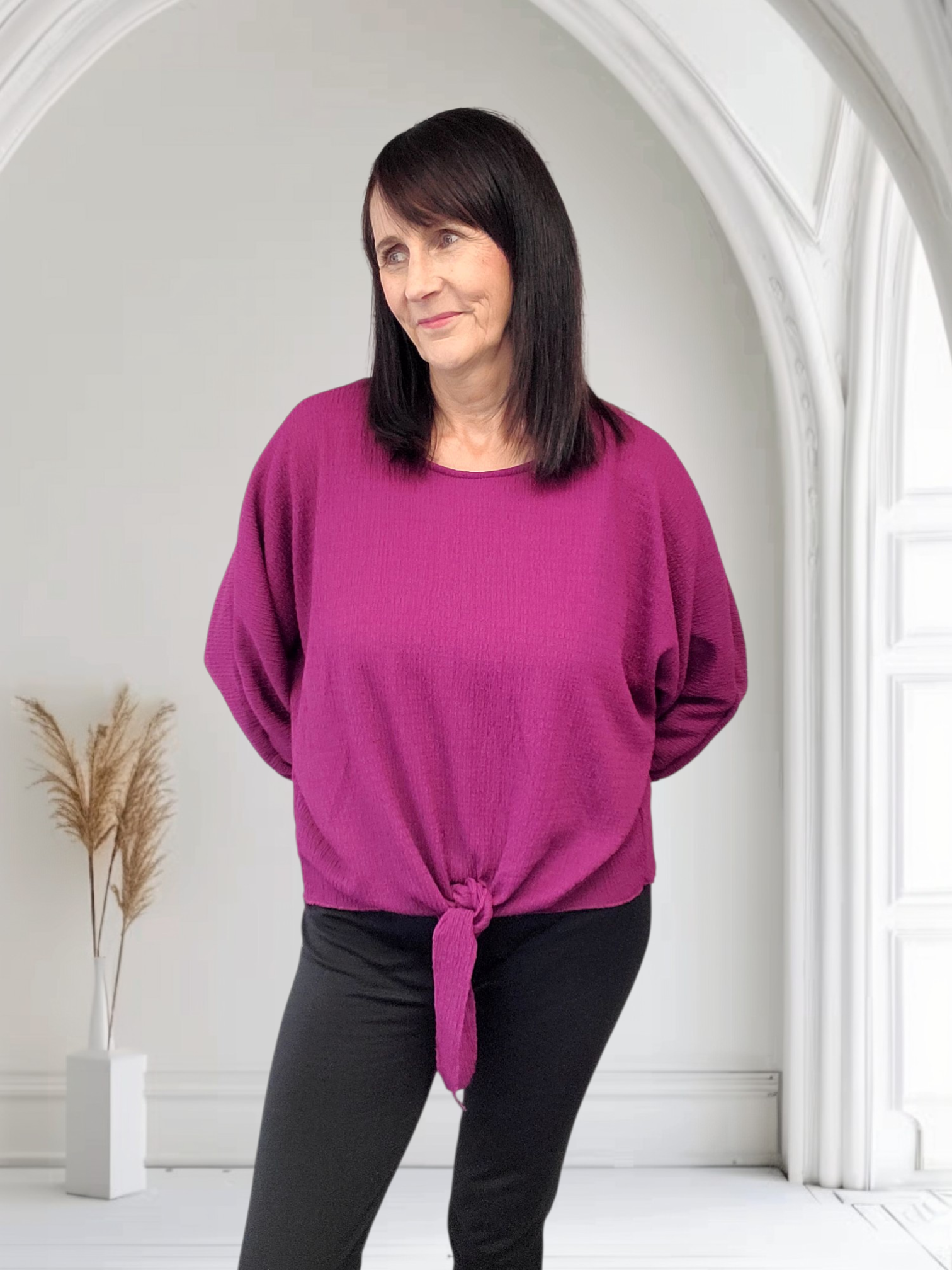 Izzy Batwing Knot Top, Onesize  12-18 - Couture Boutique