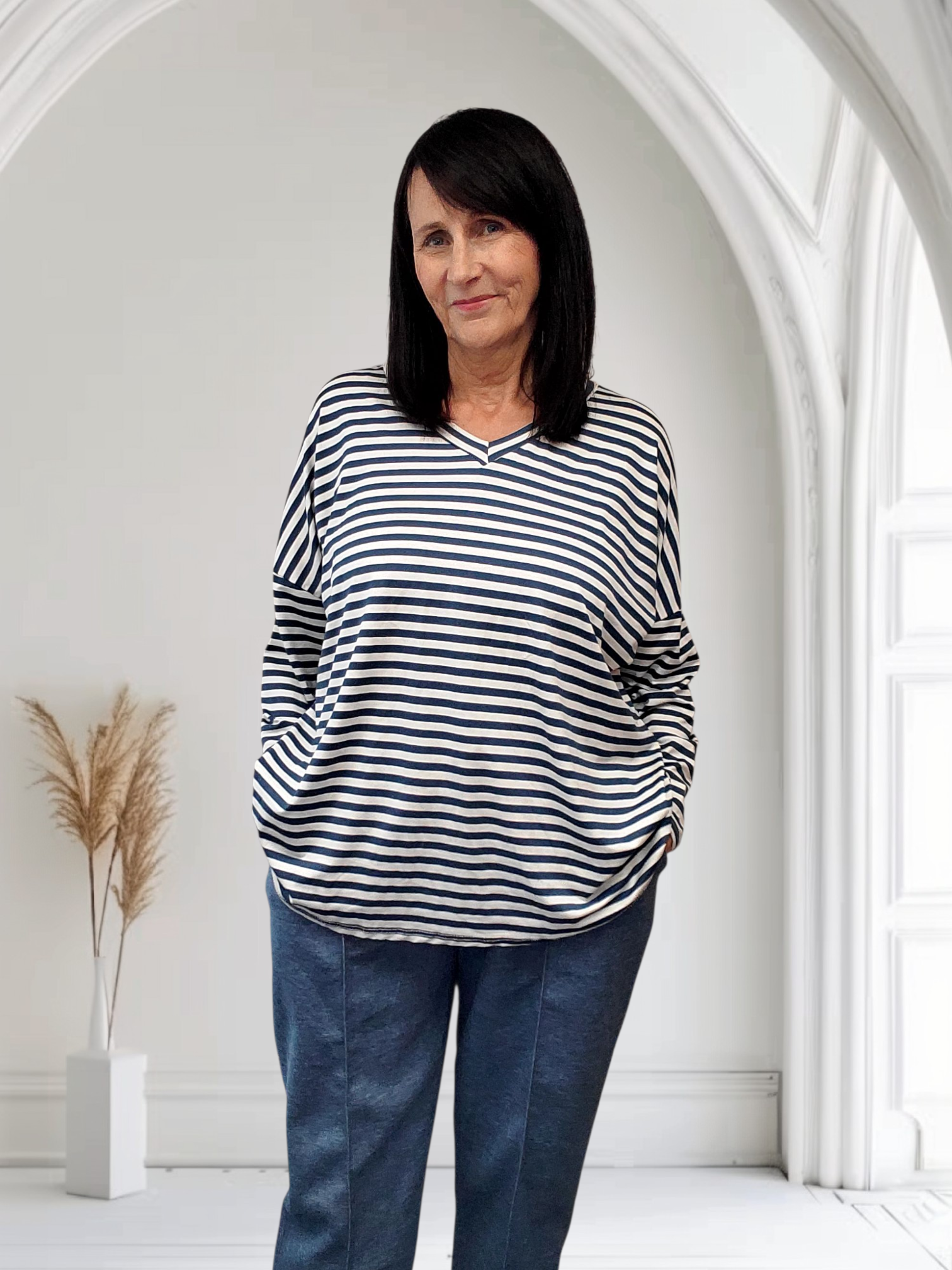 Indigo Classic Women’s Stripe Top – Casual Chic Everyday Wear, Onesize  12-20 - Couture Boutique