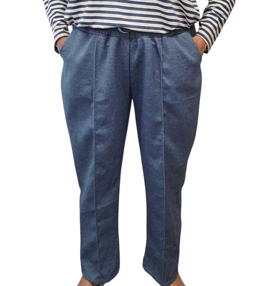 Elegant Women’s Tailored Trousers – Work & Party