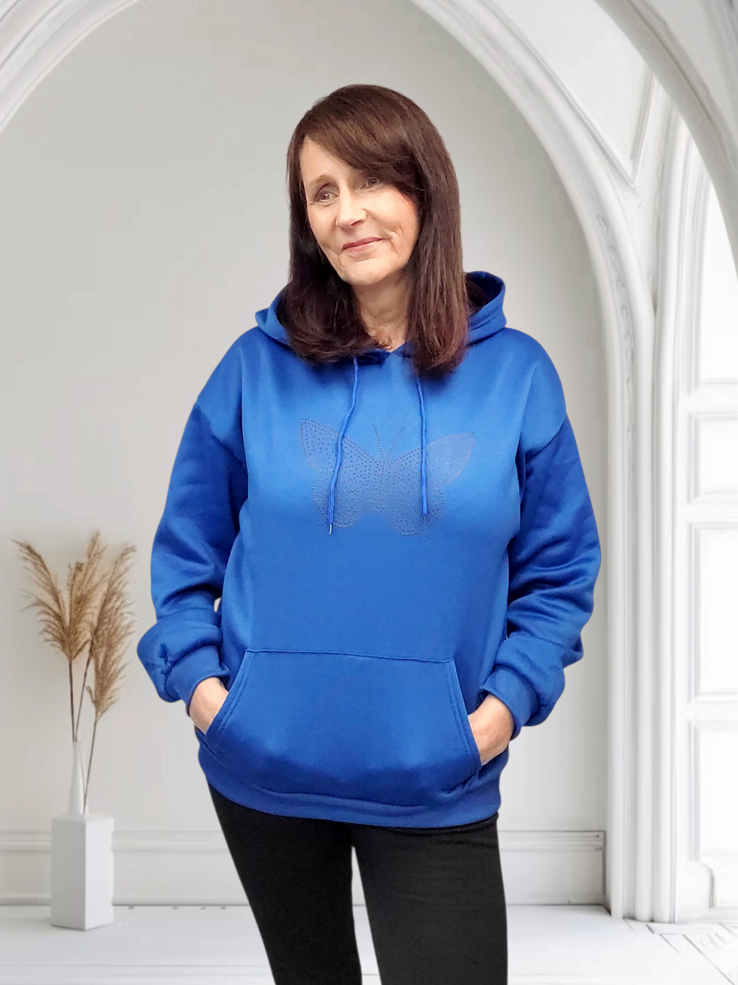 Beaty Butterfly Print Hoodie  Cozy Graphic Sweatshirt for Women, 3 Sizes