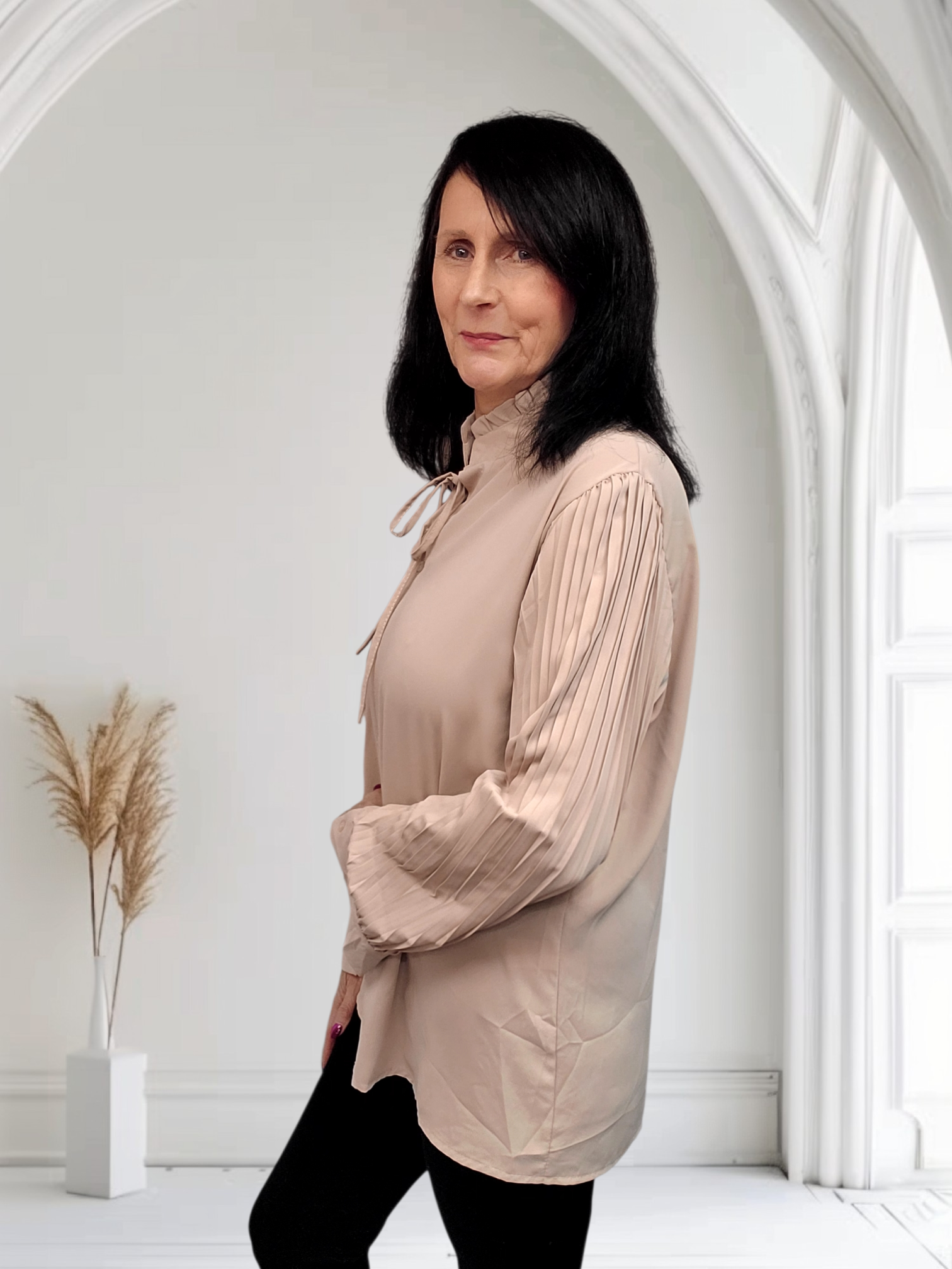 Lisa Women’s Classy Blouse With Pleated Sleeve - Couture Boutique