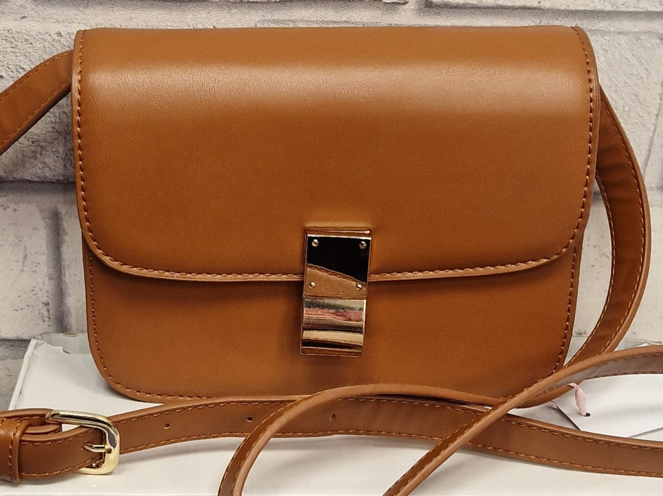 Clutch And Crossbody Bags - Couture Boutique