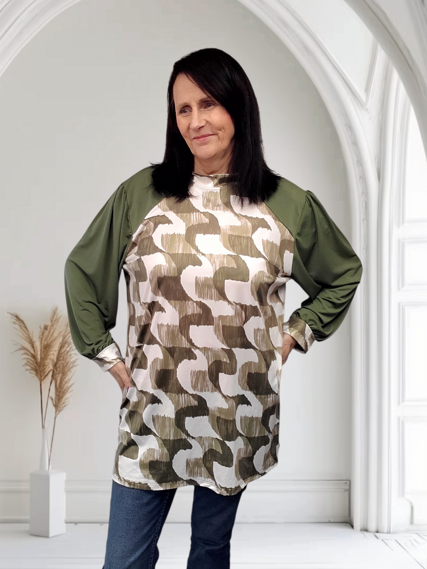 Calli Plus Size Top Long Sleeves