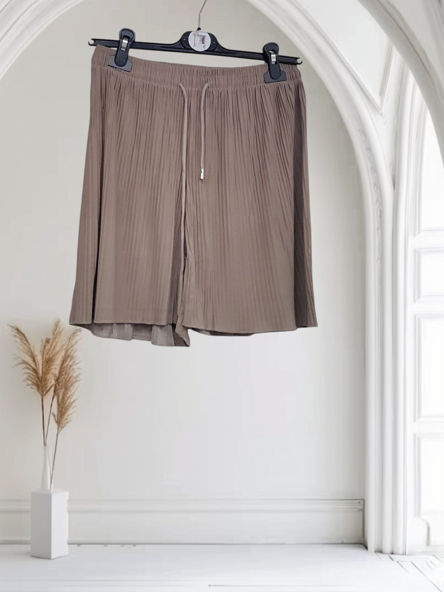 Pleated Drawstring Shorts | One Size Fits Up to UK 18 | Available in 10 Colours