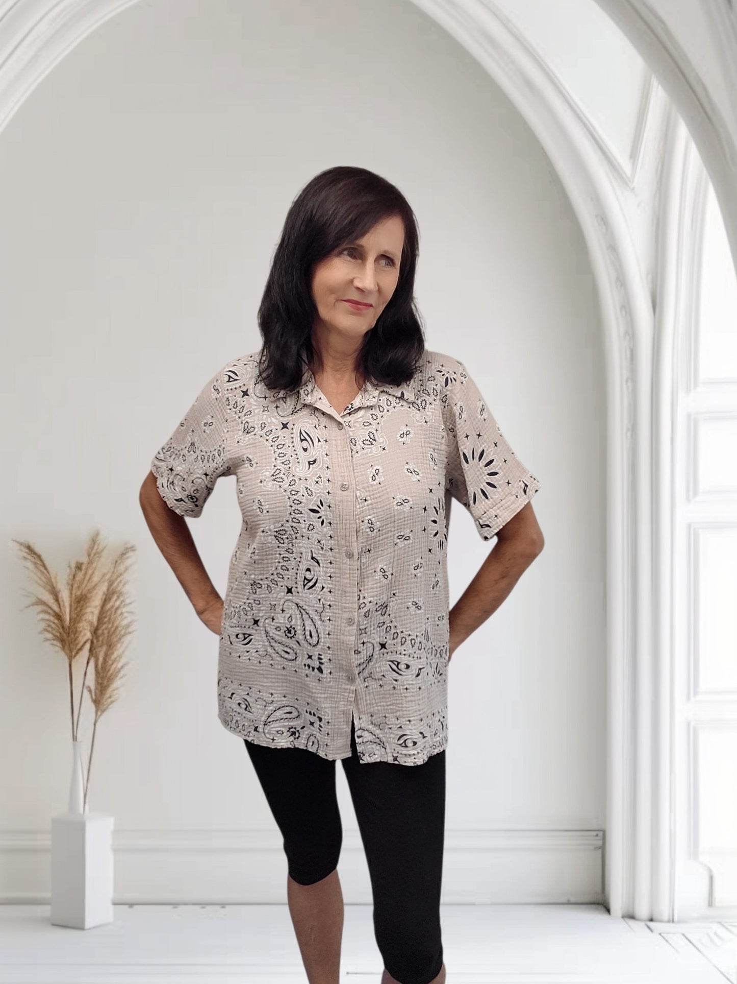 Paisley Print Button-Up Blouse – Short Sleeve | One Size Fits UK 12–18-Liv