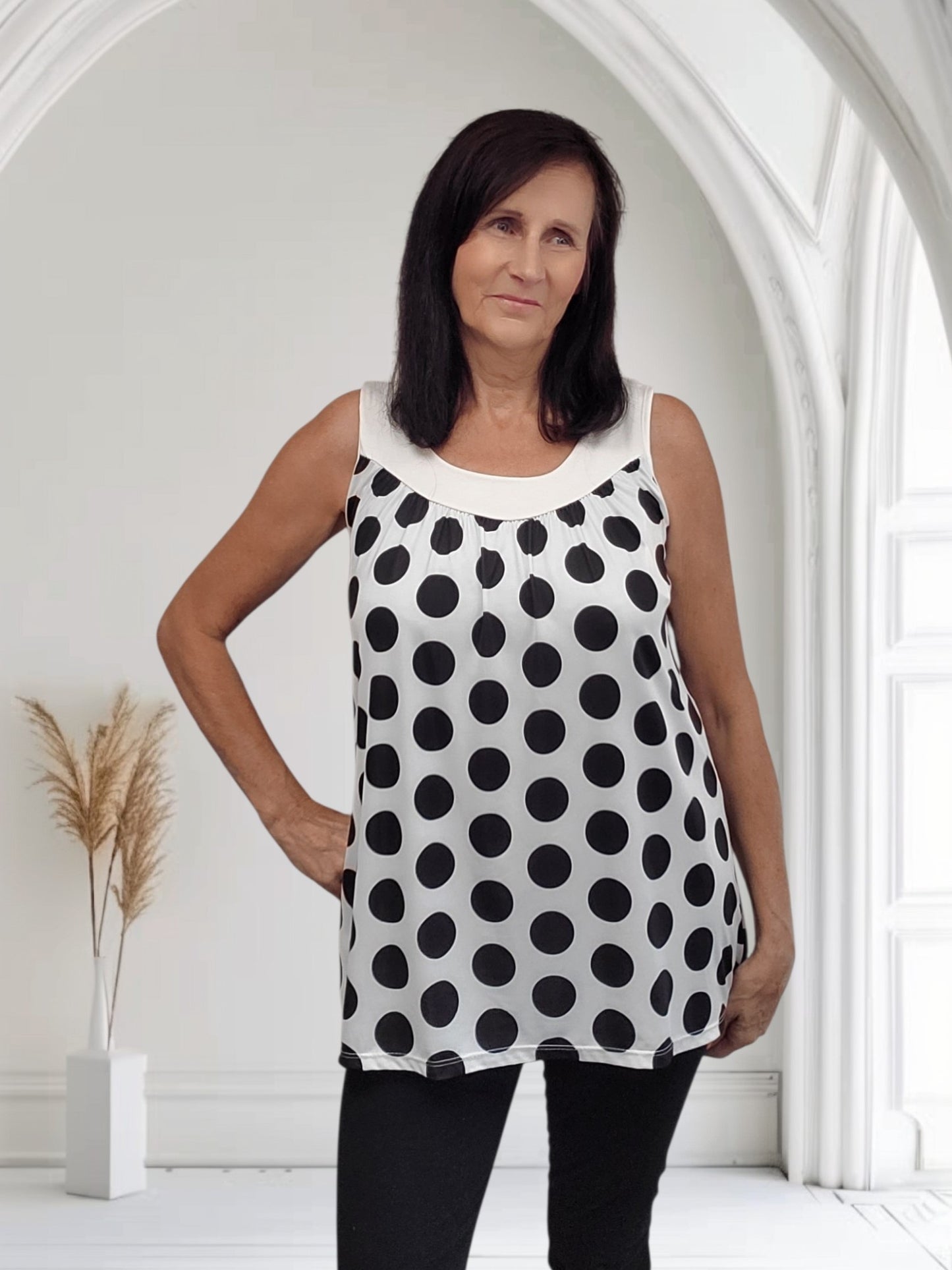 Polka Dot Sleeveless Vest Top-Viola