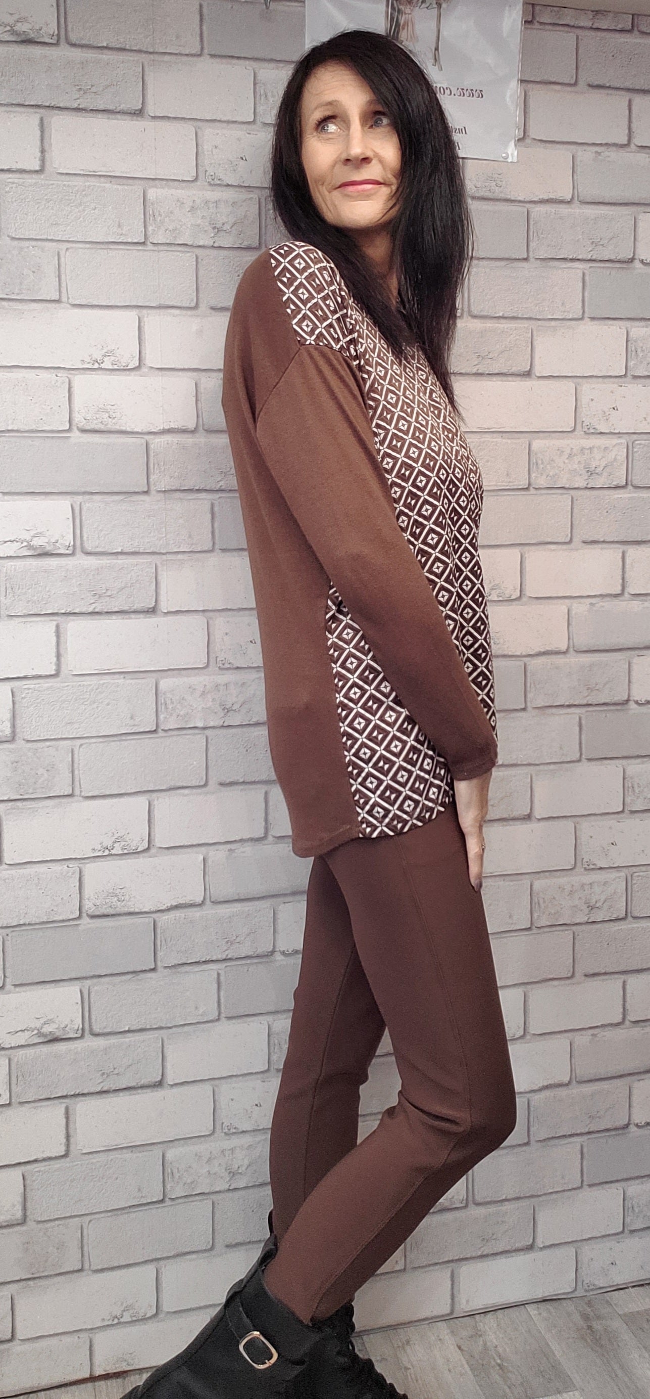Brooke Fine Knit Top With Long Sleeves - Couture Boutique