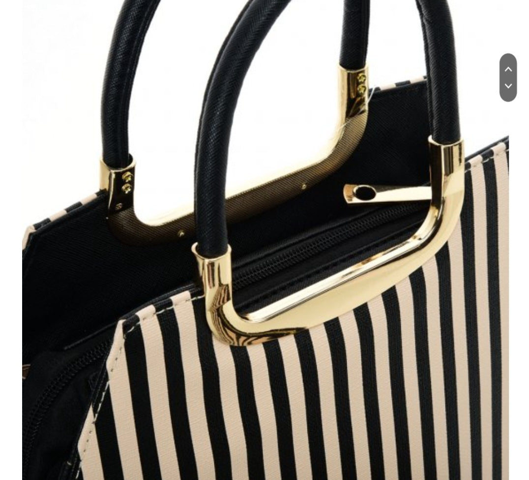 Handbag With Matching Purse - Couture Boutique